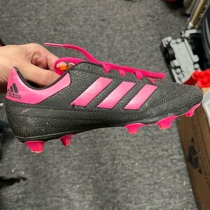 Adidas pink and black cleats size 1 youth